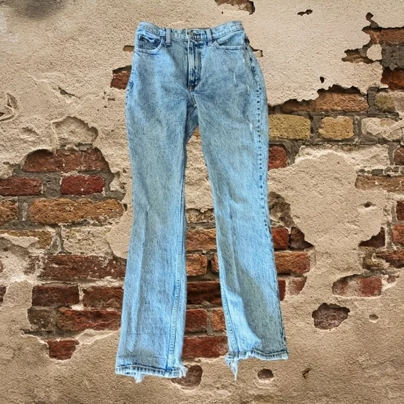 Abercrombie & Fitch the 90s Skinny High Rise distressed stone wash jeans W26 L30 - Picture 10 of 11